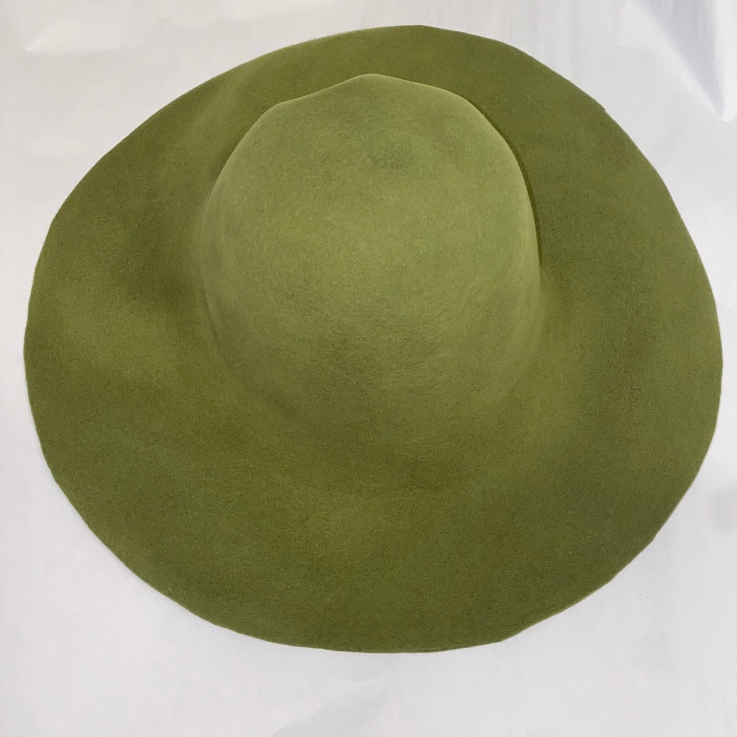 wool felt capeline supa felt olive green