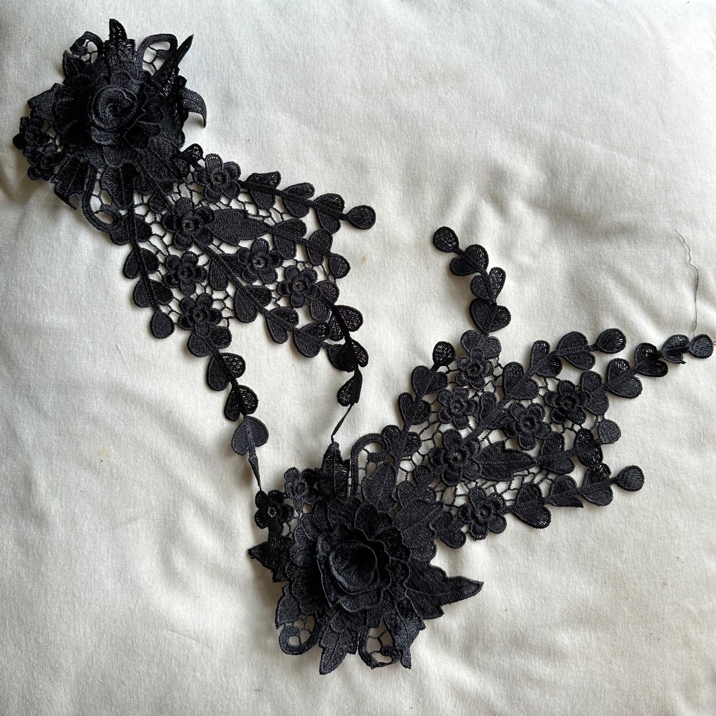 lace trim pair flame burst pair