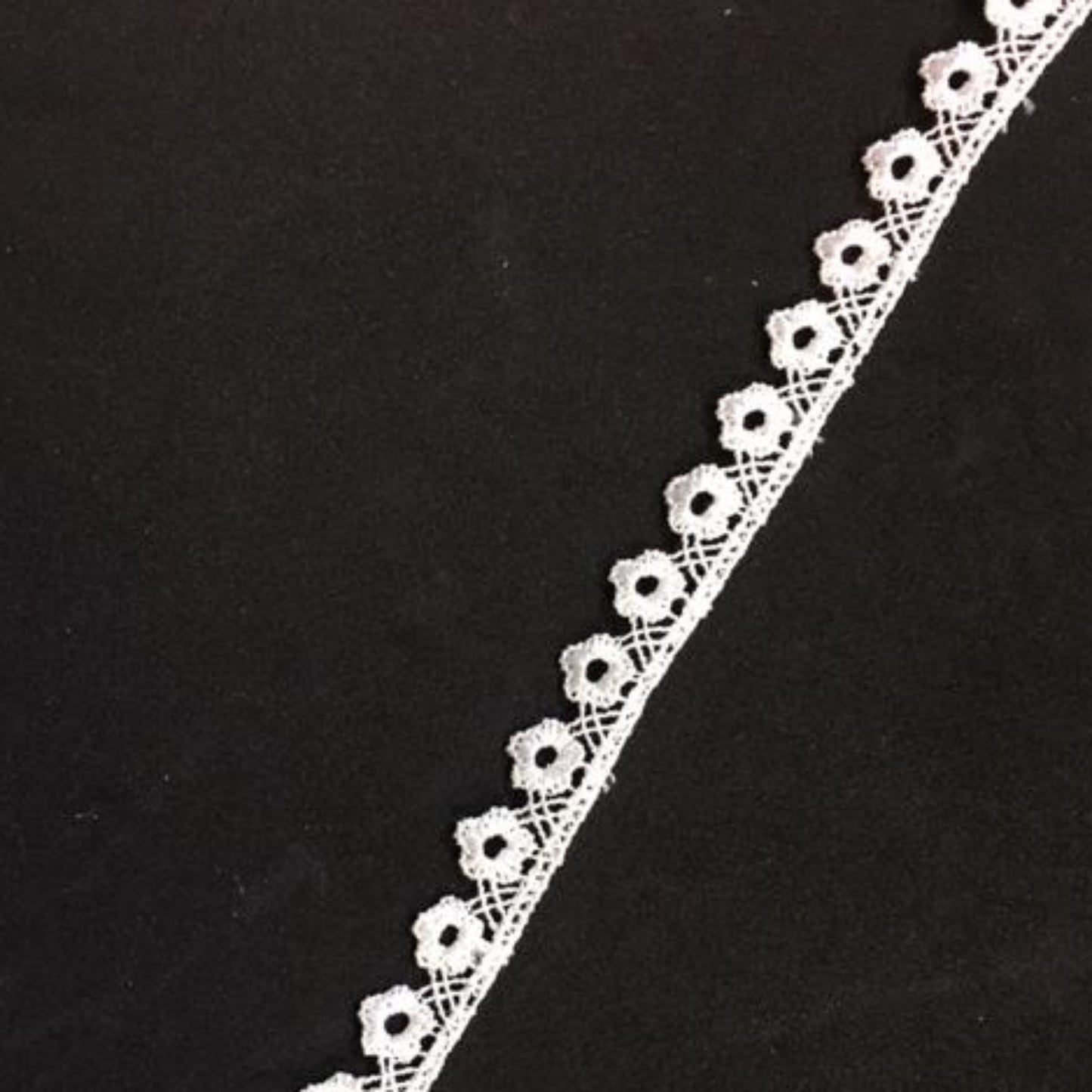 Lace Trim 04 - Fine Lace Circle Trim - AU - B Unique Millinery