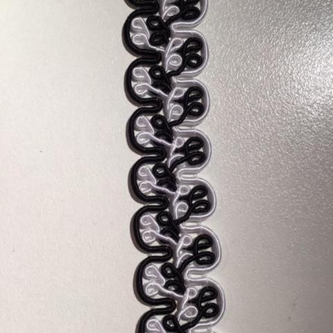 Braid Wrap-Around -black & white 2.5 cm