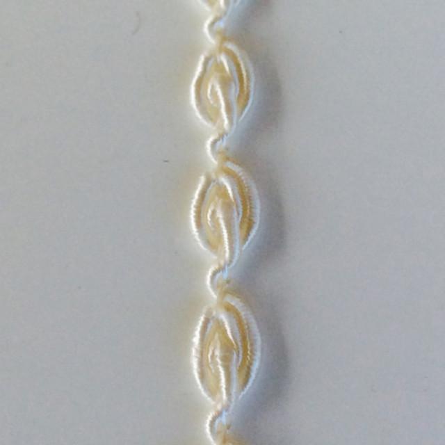Braid Shells (5mm) - cream