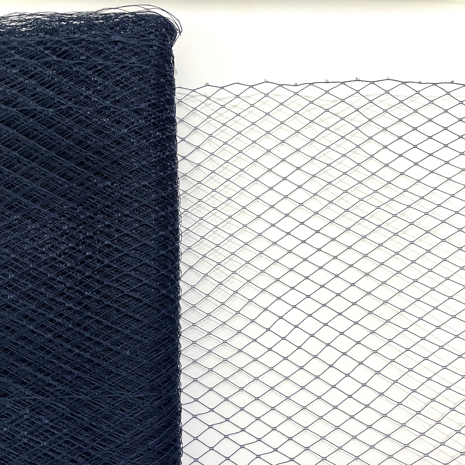10_Navy_Veiling