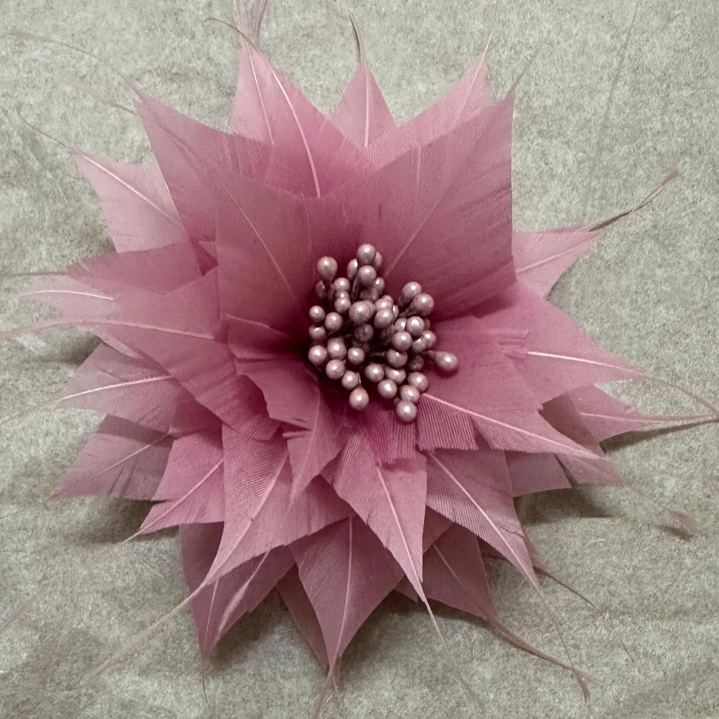 Spikey Feather Flower Minature (EF1099) dusty pink