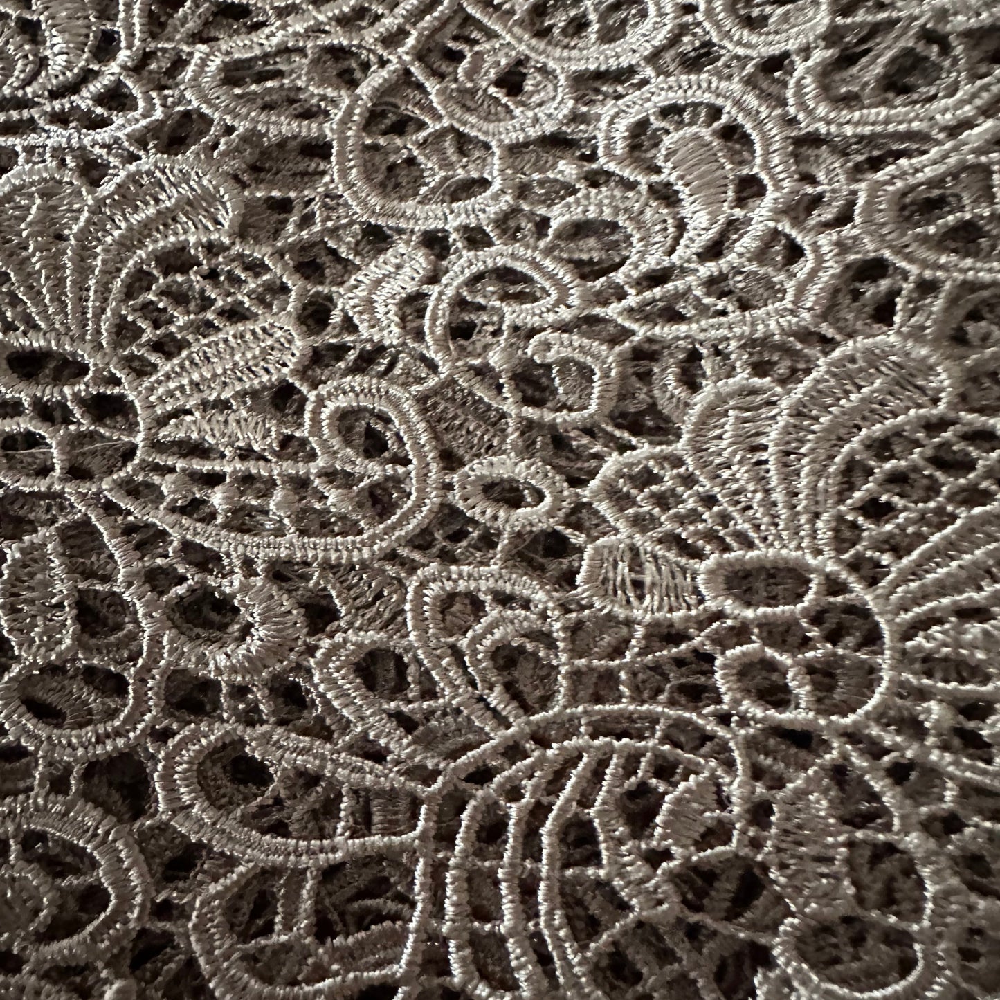 Guipure Lace Designs [50cm x 50cm] - AU