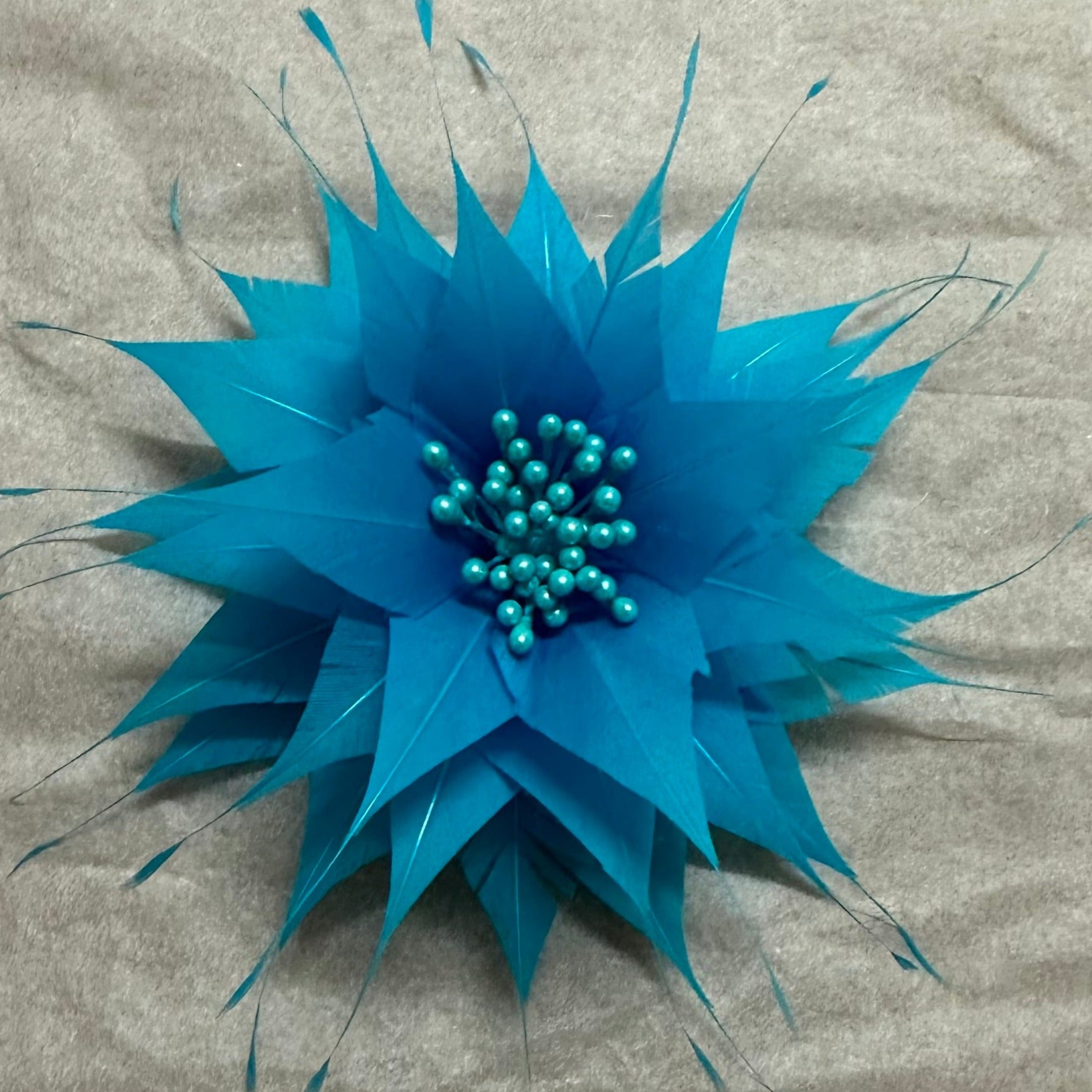 Spikey Feather Flower Minature (EF1099) turquoise
