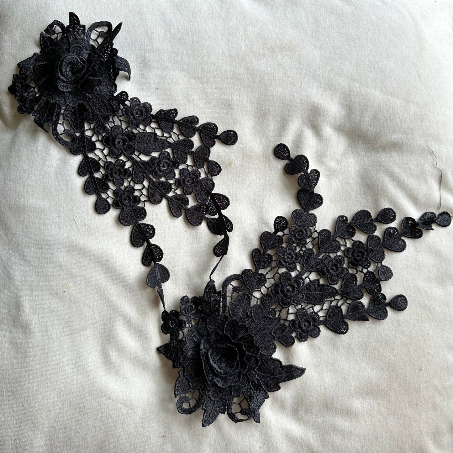 lace trim pair flame burst pair