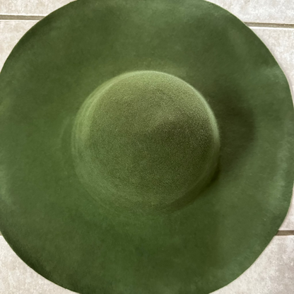 army green western weight wool felt capeline
