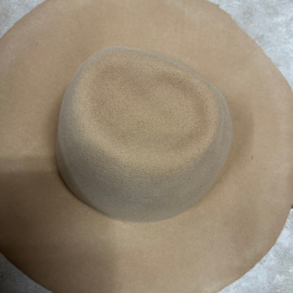 camel western weight wool felt capeline