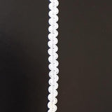 Braids - zig zag white