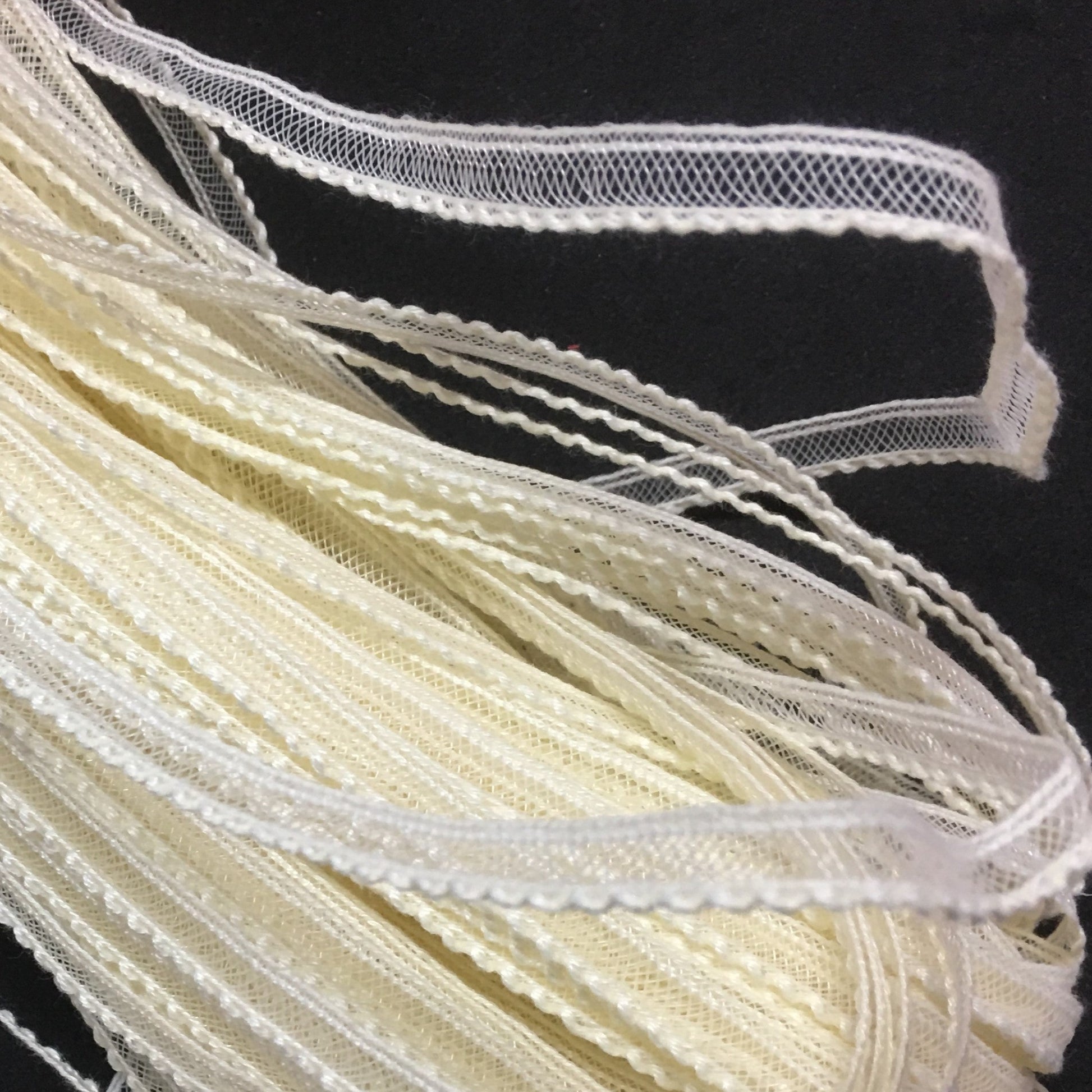 white 1.8"/4cm Crinoline Braid