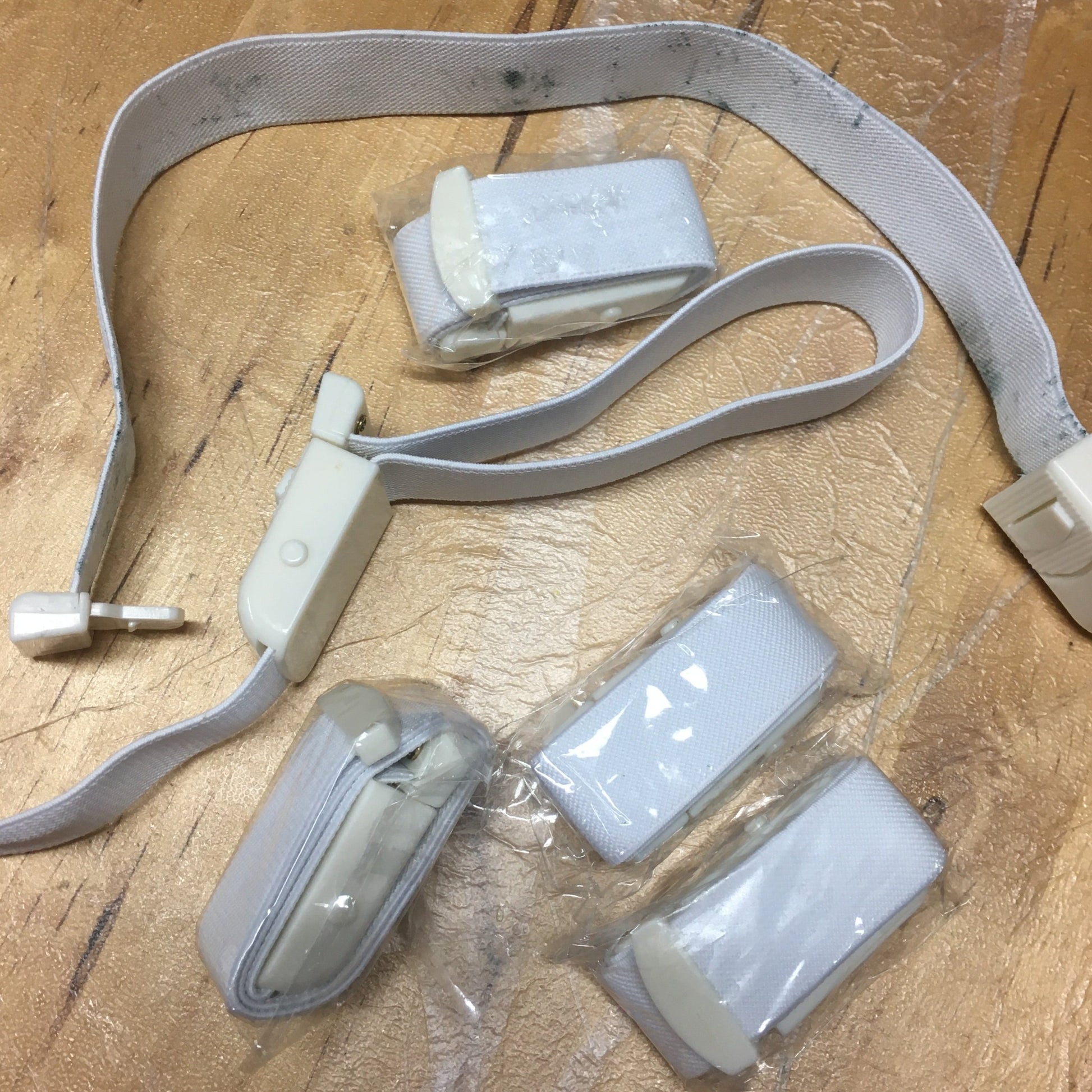 elastic blocking strap