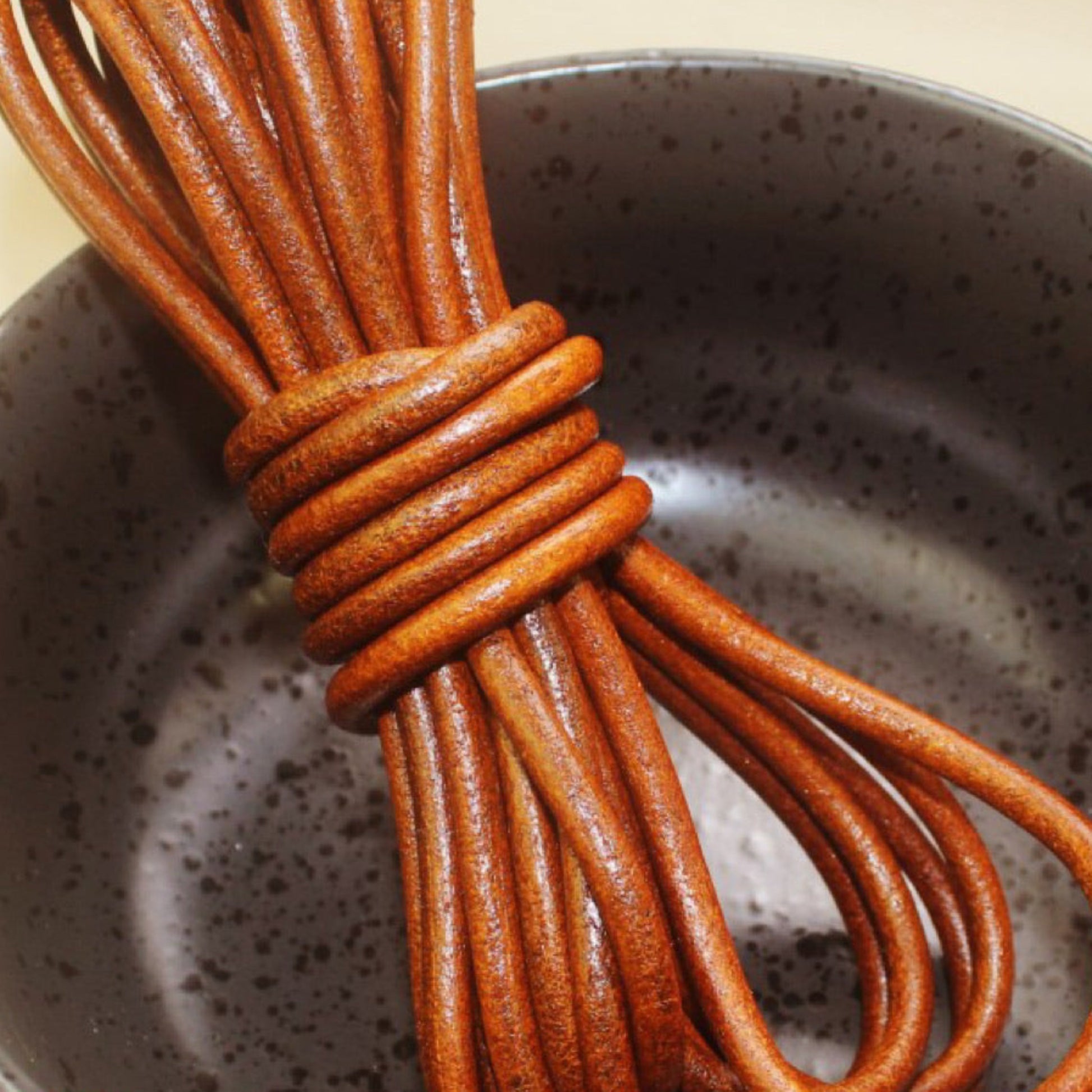 antique yellow round 5mm leather cord