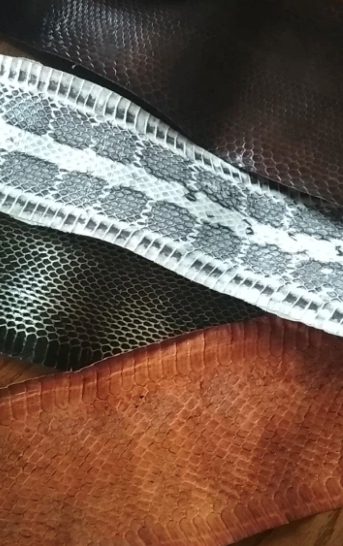 Natural Snake Skin Leather - AU